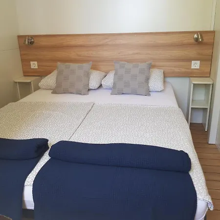 Kamp Lunga キャンプ場