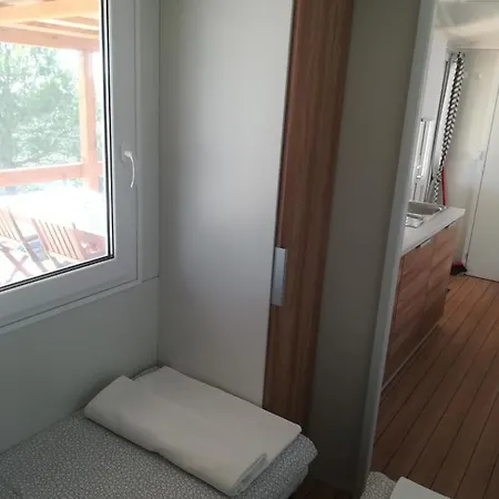 キャンプ場 Kamp Lunga