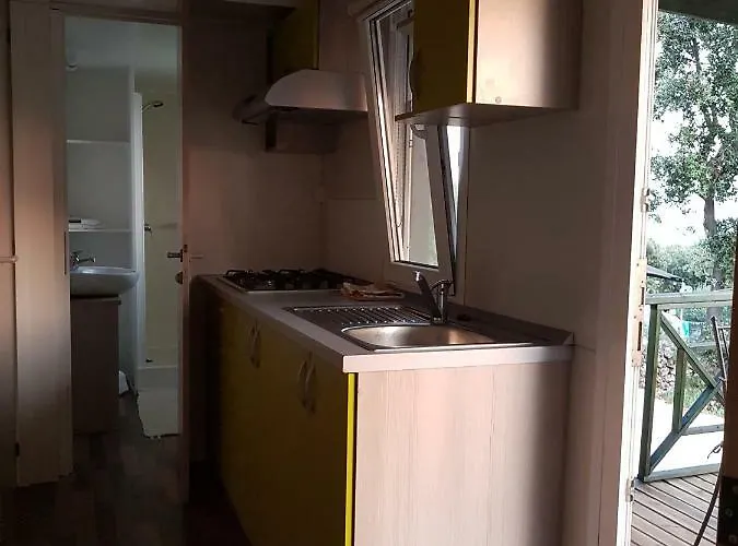 Kamp Lunga Campsite Jezera